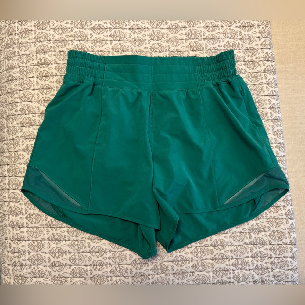 Lululemon Hotty Hot High Rise 4 Inch Shorts